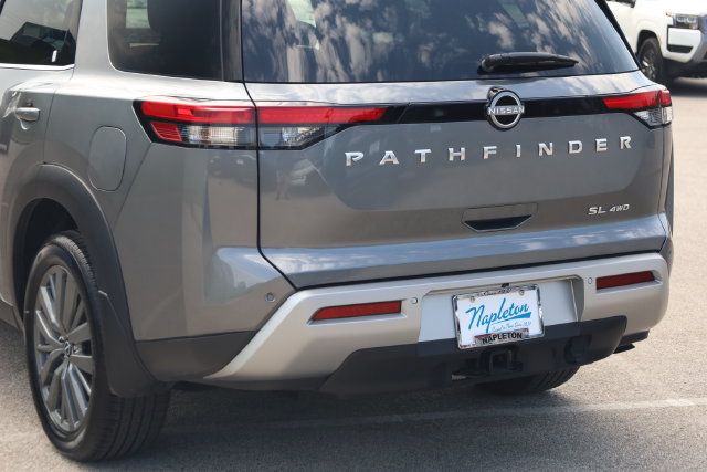 Used 2025 Nissan Pathfinder SL w/ SL Premium Package AWD/4WD image 8