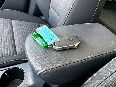 Certified 2025 Kia Soul EX image 10