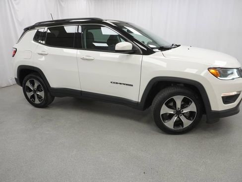 Certified 2020 Jeep Compass Latitude image 8