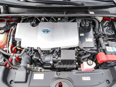 Used 2019 Toyota Prius XLE AWD/4WD image 26