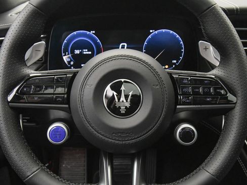 New 2025 Maserati Grecale GT AWD/4WD image 32