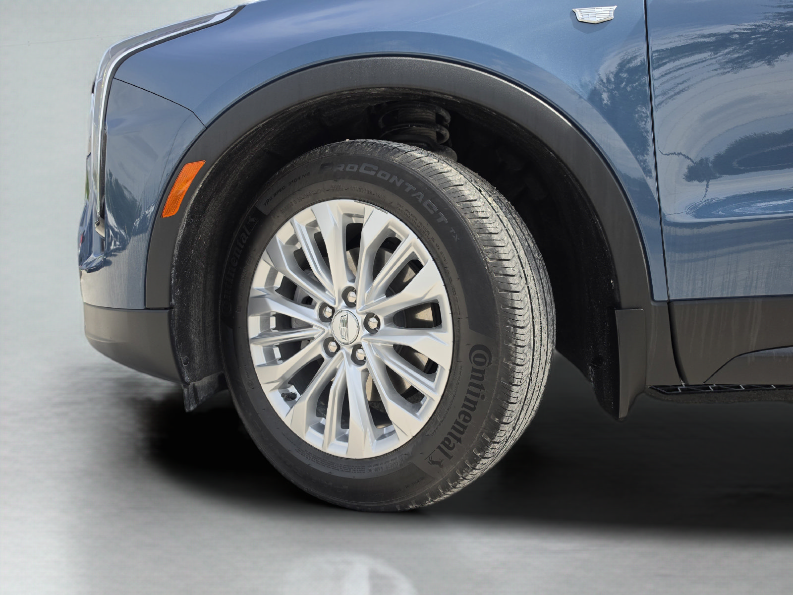Used 2024 Cadillac XT4 Luxury FWD image 40