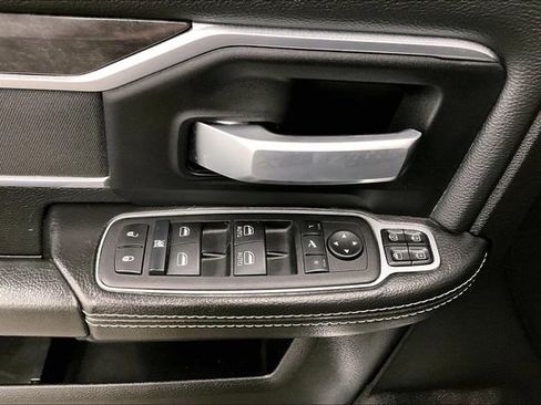 Used 2024 RAM 3500 Big Horn image 35