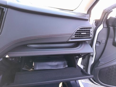 Used 2024 Subaru Legacy Sport image 37