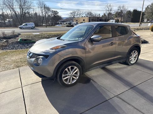 Used 2015 Nissan Juke SL image 7