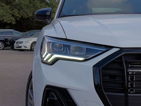 New 2025 Audi Q3 2.0T Premium Plus image 3