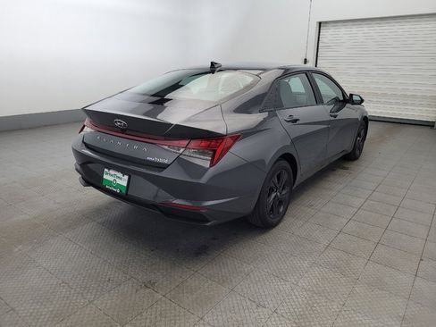 Used 2023 Hyundai Elantra Blue image 9