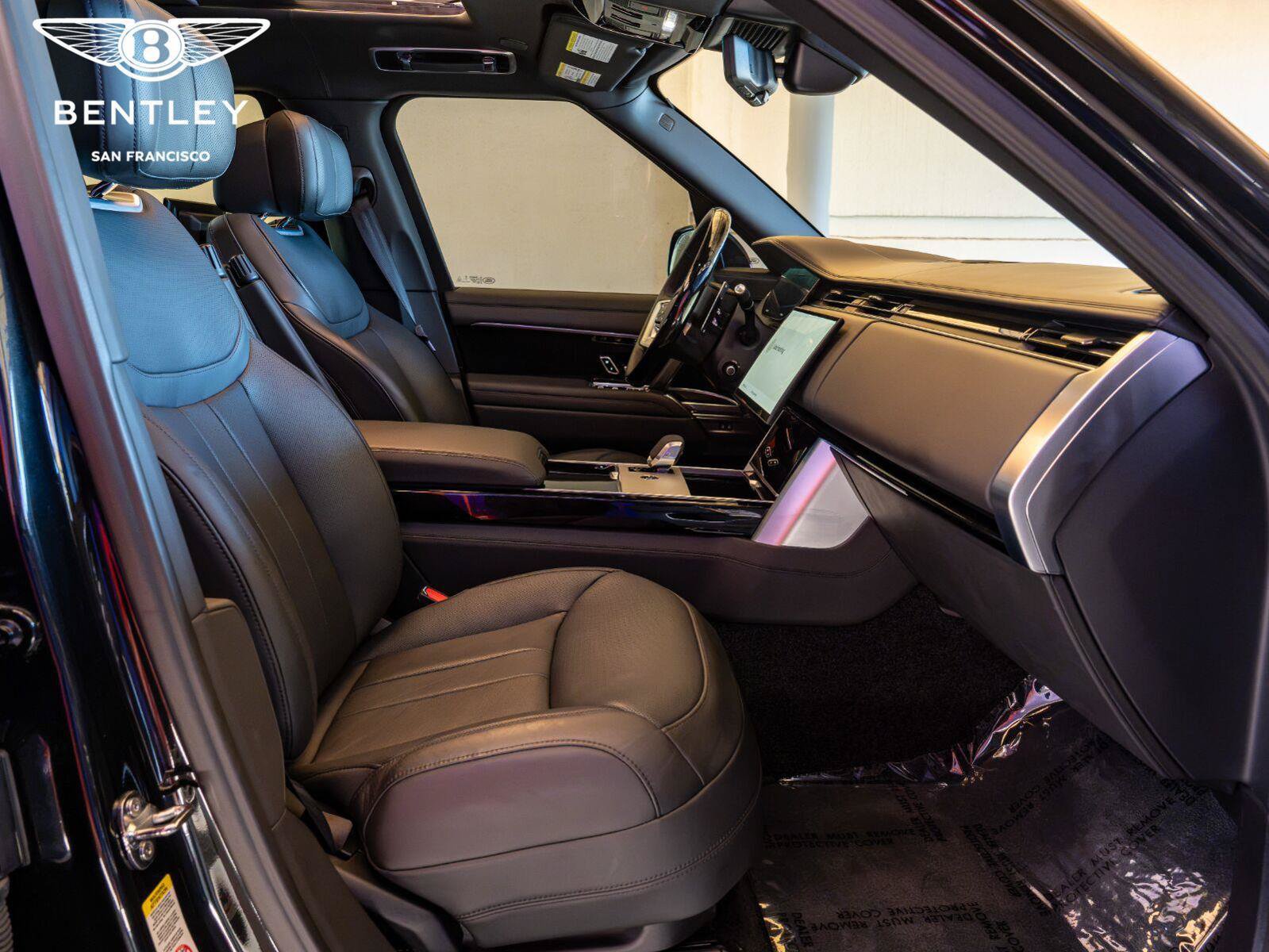 Used 2025 Land Rover Range Rover Autobiography AWD/4WD image 19