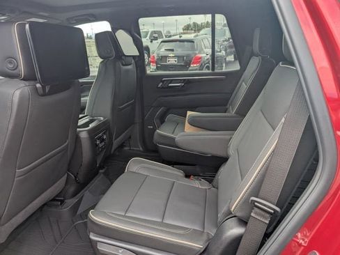 Used 2026 Chevrolet Tahoe Premier image 9