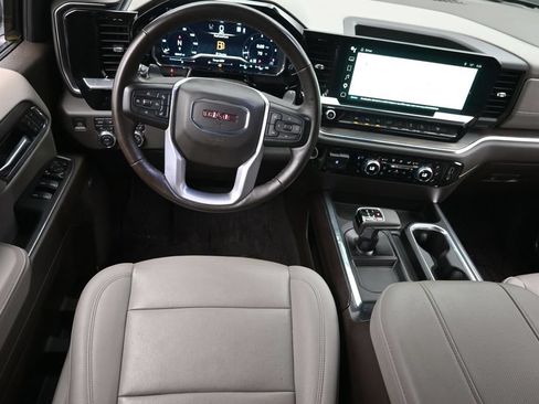 Used 2023 GMC Sierra 1500 SLT w/ SLT Premium Plus Package AWD/4WD image 14