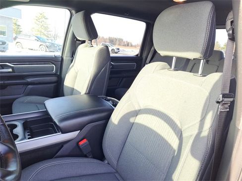 Used 2021 RAM 1500 Big Horn image 9