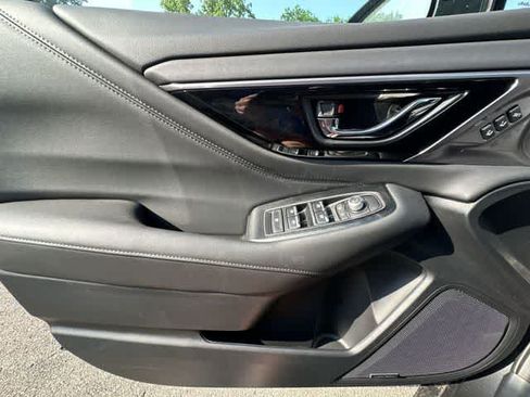 Used 2025 Subaru Legacy Limited AWD/4WD image 18
