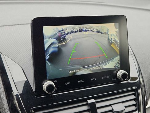 Used 2023 Mitsubishi Eclipse Cross LE image 17