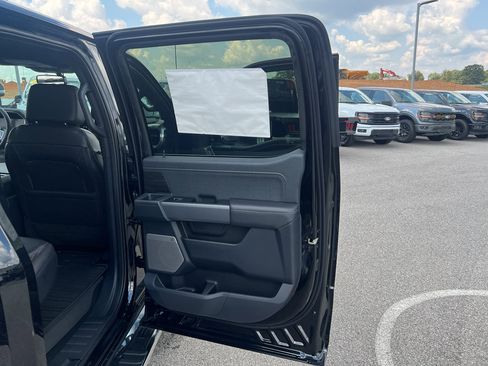 New 2025 Ford F150 Lariat w/ Equipment Group 501A Mid image 24
