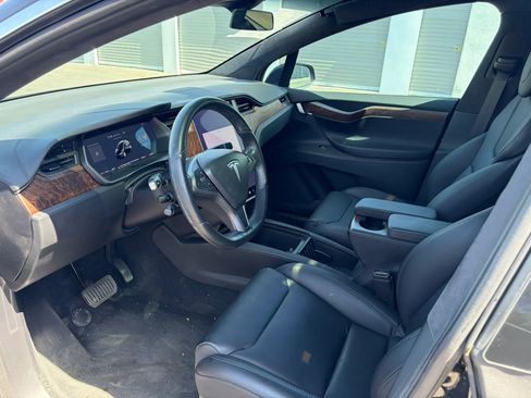 Used 2019 Tesla Model X 75D AWD/4WD image 10