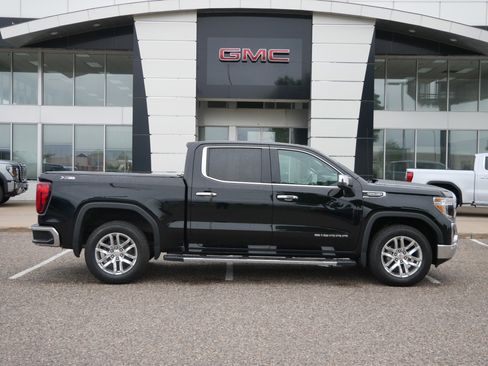 Used 2021 GMC Sierra 1500 SLT w/ SLT Premium Plus Package AWD/4WD image 2