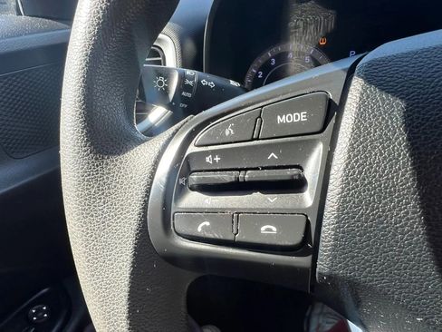 Used 2020 Hyundai Venue SE FWD image 20