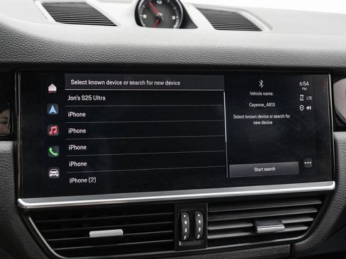 Used 2023 Porsche Cayenne S Platinum w/ Premium Package Plus image 27