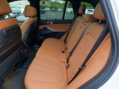 Used 2023 BMW X5 M50i w/ Executive Package AWD/4WD image 28