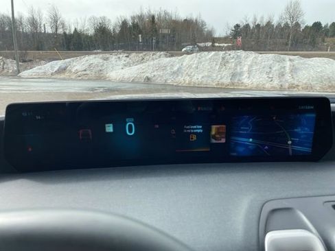 Used 2025 Ford Expedition Active image 20