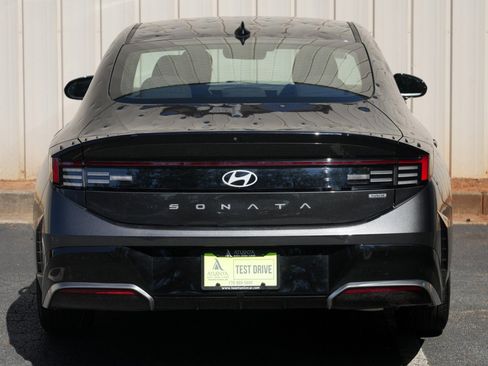 Used 2025 Hyundai Sonata SEL FWD image 47