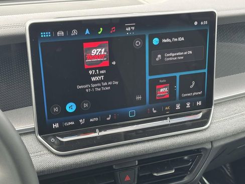 New 2025 Volkswagen Tiguan S AWD/4WD image 19