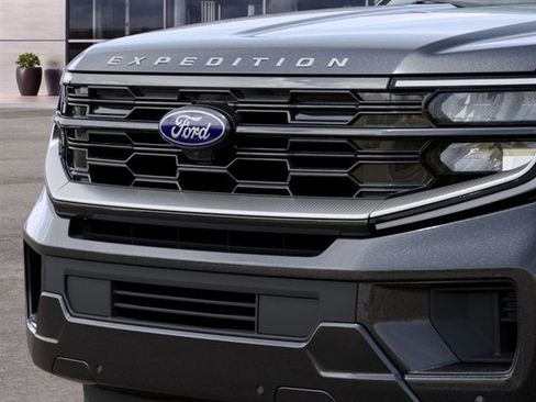 New 2027 Ford Expedition Max Platinum w/ Driver's Package AWD/4WD image 17