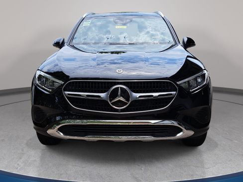 Certified 2025 Mercedes-Benz GLC 350e 4MATIC image 2