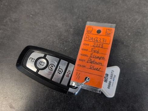 Certified 2023 Ford Escape Platinum AWD/4WD image 36