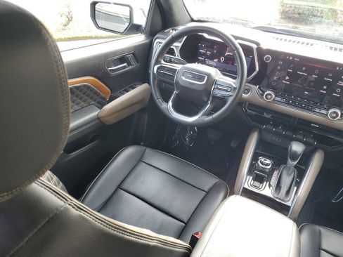 Used 2023 GMC Canyon Denali w/ Denali Black Edition image 21