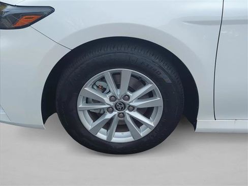 Certified 2025 Toyota Camry LE image 27