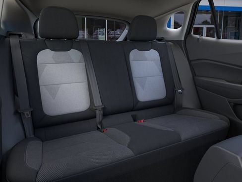 New 2026 Chevrolet Trax LS w/ LS Convenience Package FWD image 17