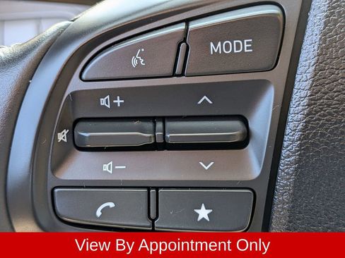 Used 2025 Hyundai Venue SEL FWD image 26