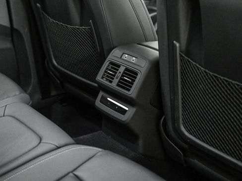 Certified 2025 Audi Q5 Premium w/ Convenience Package AWD/4WD image 18