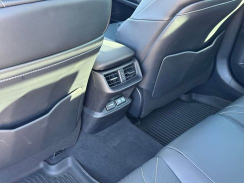 Used 2024 Lexus ES 350 Ultra Luxury w/ Accessory Package (Z2) image 30