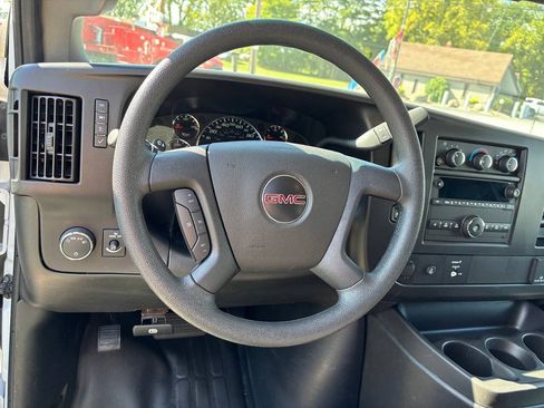 Used 2024 GMC Savana 2500 w/ Driver Convenience Package RWD image 9
