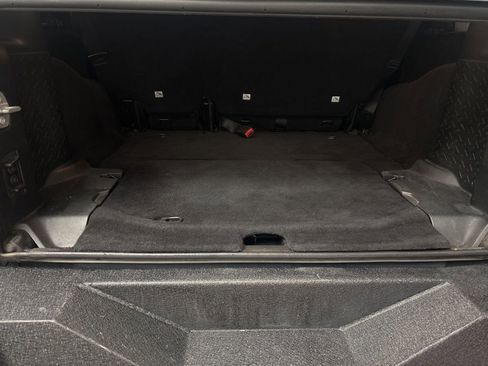 Used 2018 Jeep Wrangler Unlimited Sport w/ Connectivity Group image 12