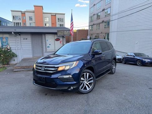 Used 2016 Honda Pilot Elite image 2