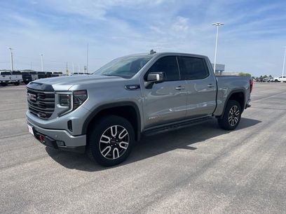 Used 2025 GMC Sierra 1500 AT4 w/ AT4 Premium Package