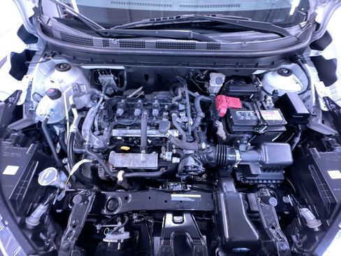 Used 2021 Nissan Kicks SV FWD image 11