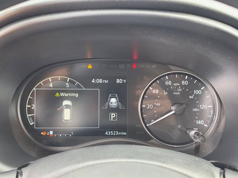 Used 2023 Nissan Kicks SV FWD image 15