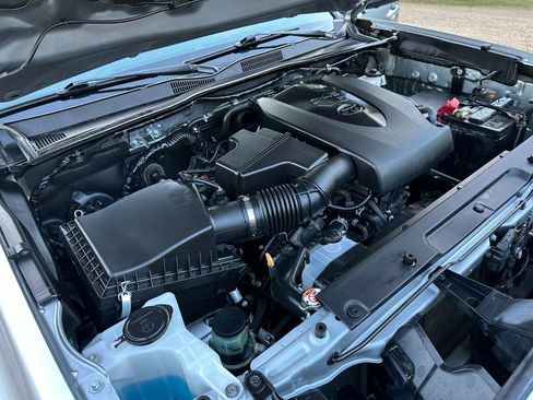 Used 2023 Toyota Tacoma TRD Sport Double Cab 5' Bed V6 image 44