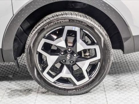 Used 2022 Hyundai Santa Cruz Limited image 32