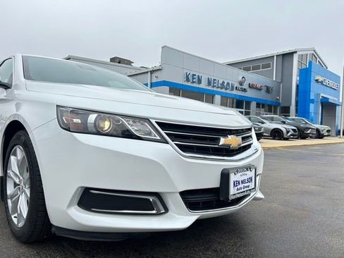 Used 2017 Chevrolet Impala LT w/ Leather Package image 3