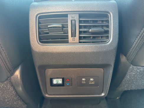Used 2023 Nissan Rogue SL w/ SL Premium Package FWD image 22