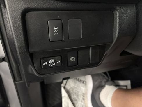 Used 2020 Toyota Tacoma SR AWD/4WD image 24