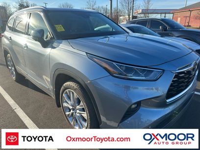 Used 2023 Toyota Highlander Limited