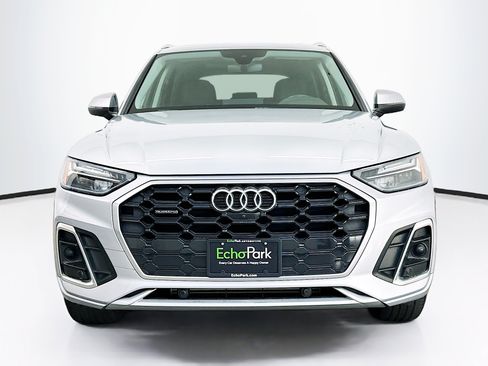 Used 2023 Audi Q5 2.0T Premium Plus w/ Premium Plus Package AWD/4WD image 2