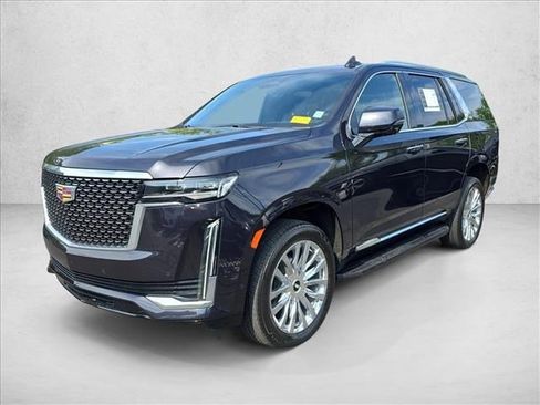 Used 2024 Cadillac Escalade Premium Luxury AWD/4WD image 1