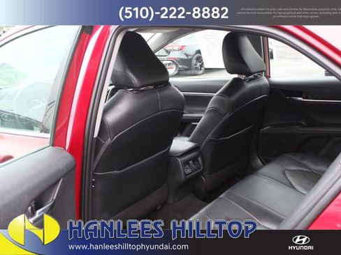 Used 2021 Toyota Camry XLE w/ Carpet Mat Package (TMS) image 15